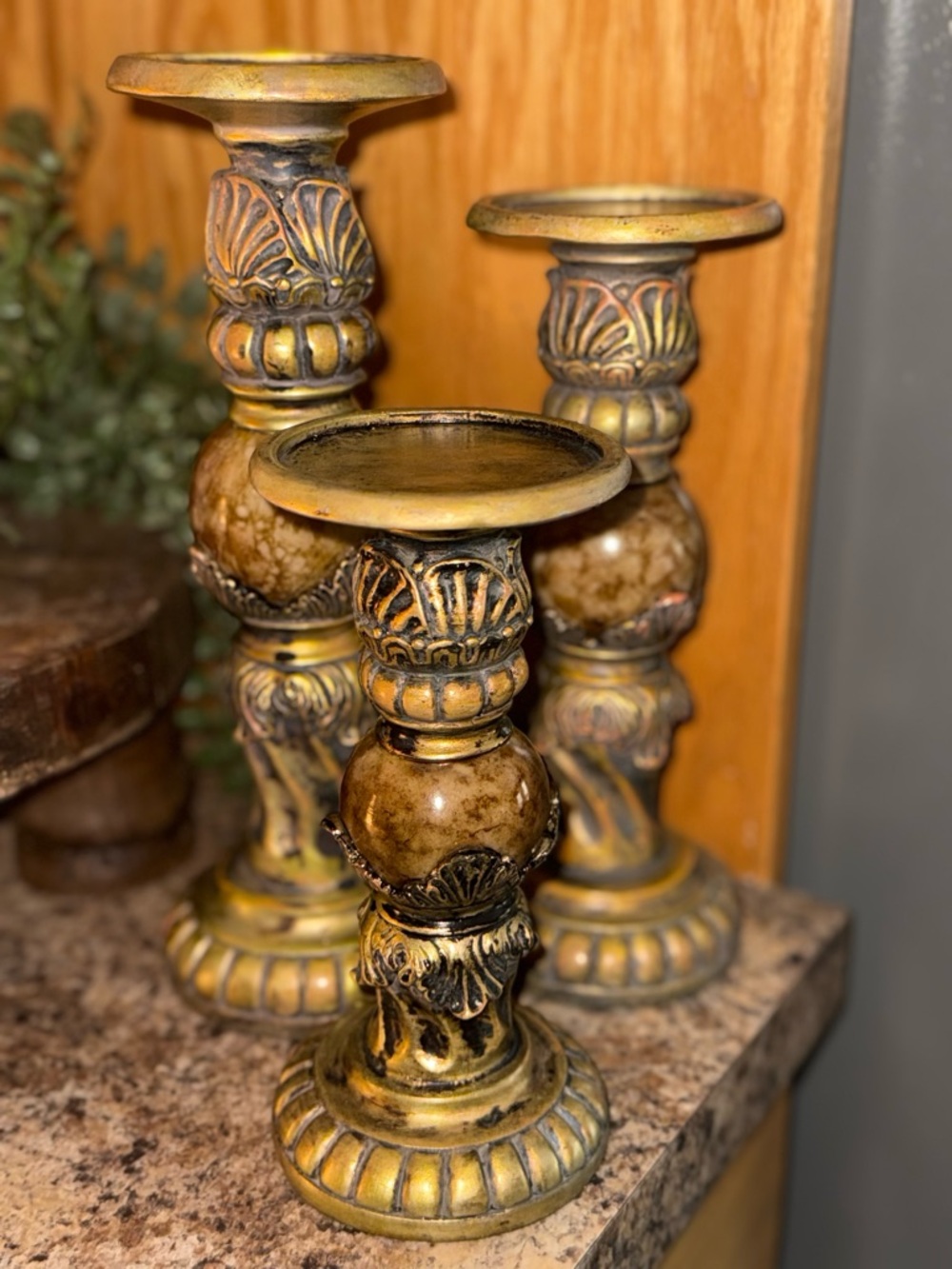Ornate Resin Pillar Candle Holder Stands Leaf Textured Twisted Pattern Set Of 3